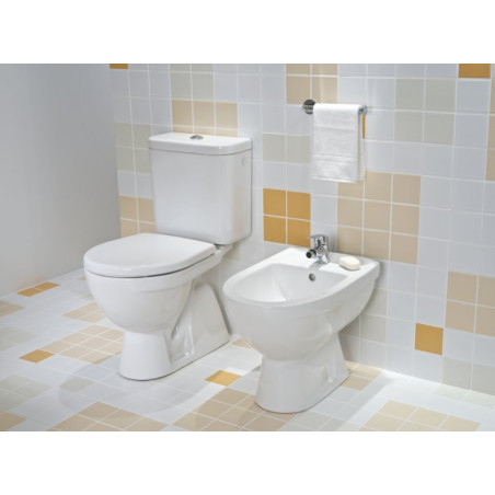 Built-in bidet JIKA Lyra Plus with opening for the mixer