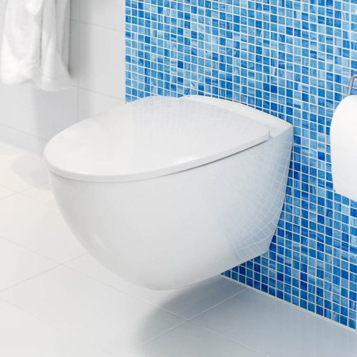 Rippuv WC pott IFO märgi kunst