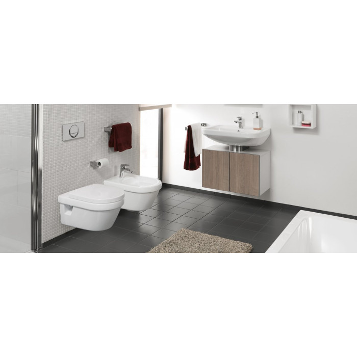 Suspended toilet VILLEROY & BOCH Architectura, Rimless 5684HR01