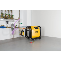 Elektroninis plovimo ir slėgio tikrinimo blokas su bealyviu compressoriumi REMS Multi-Push