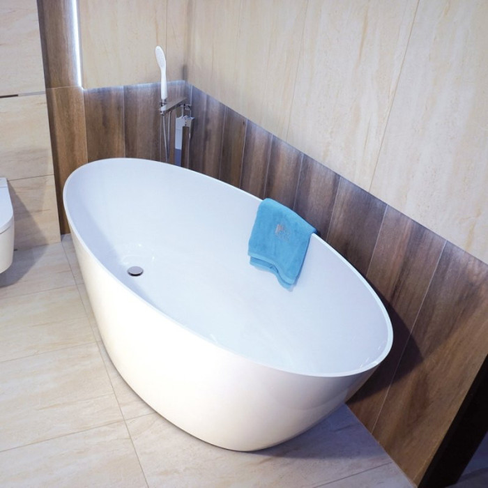 Izmantota akmens vanna OMNIRES Marble+ Siena 1610 x 81 cm