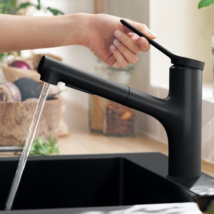 Смеситель для кухни (мойки) с выдвижным шлангом HANSGROHE Zesis M33, черный-матовый, 74800670