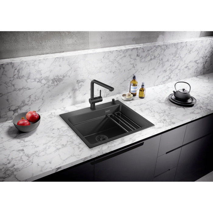 Над столешницей монтируется мойка BLANCO Etagon 6 Black Edition, 526339