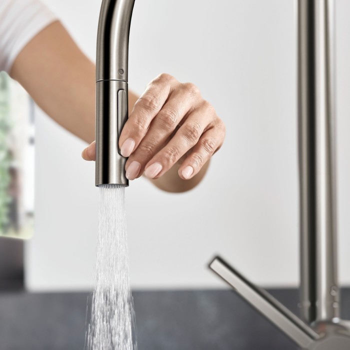 Virtuves (izlietnes) jaucējkrāns ar ievelkamu šļūteni HANSGROHE Talis M54 210 2jet, 72800800