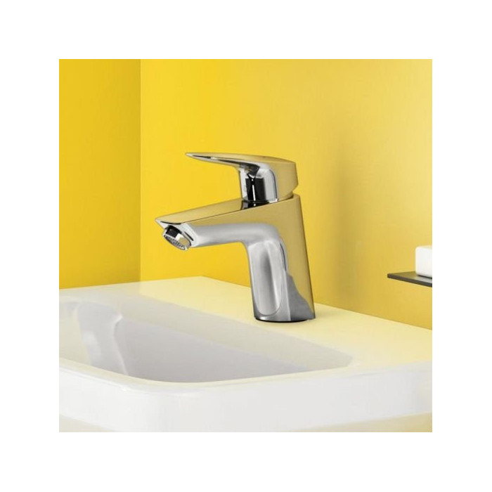Izlietnes jaucējkrāns ar apakšējo vārstu HANSGROHE Logis 70, 71070000