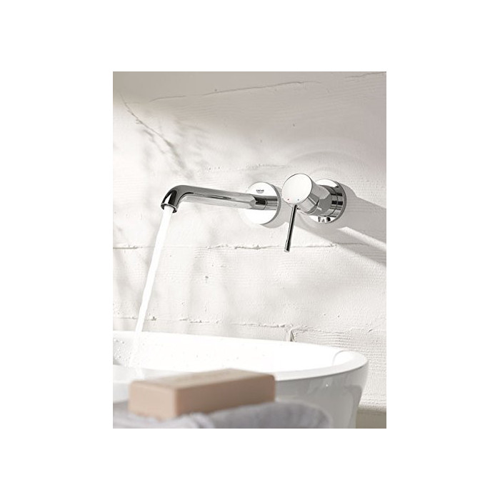 Priekšsienas jaucējkrāns GROHE Essence 230 mm, 19967001