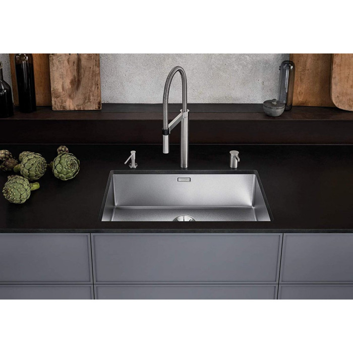 Sink BLANCO CLARON 700-U, 74x44 cm installed under the countertop
