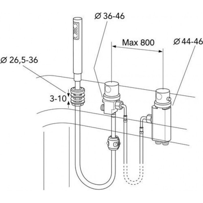 A 3-piece thermostatic faucet GUSTAVSBERG Skandic with siphon is installed on the edge of the bathtub